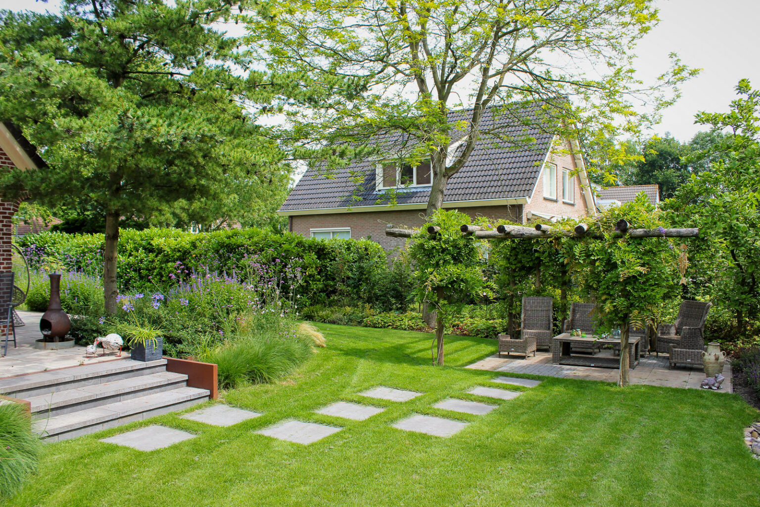 Sfeervolle tuin Almere Snoek Puur Groen